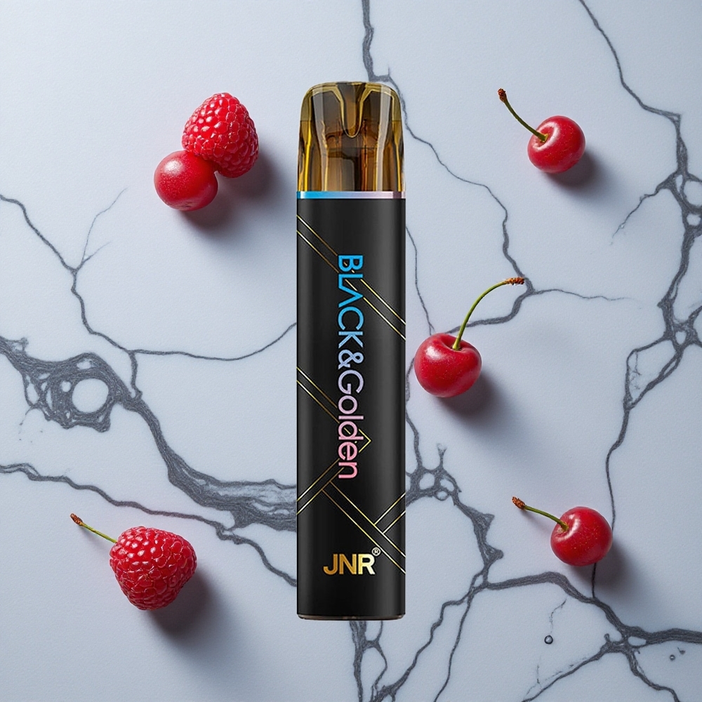 Blauwe Framboos Kers JNR Black&Golden 800 Puffs Wegwerp Vape 550mAh Accu wholesale Netherlands